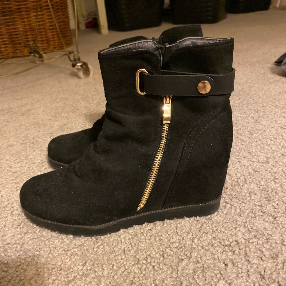 hidden wedge ugg style boots